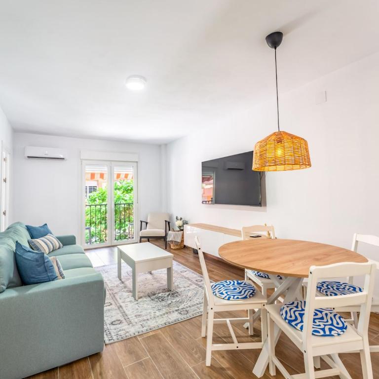 2-Bed in Heart of Los Boliches Pass the Keys - Apartamento de 2 dormitorios - 4