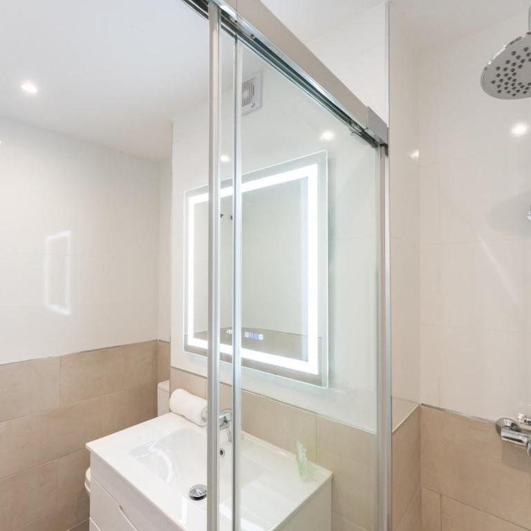2-Bed in Heart of Los Boliches Pass the Keys - Apartamento de 2 dormitorios - 14