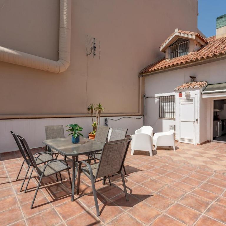 2-Bed in Heart of Los Boliches Pass the Keys - Apartamento de 2 dormitorios - 20