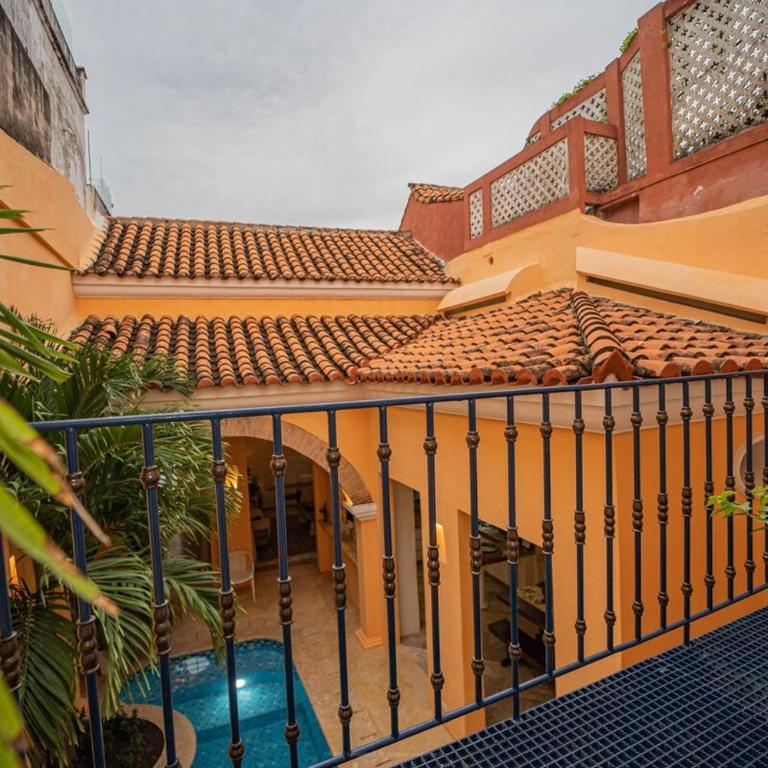Niña Maria pool House Plaza San Diego, Downtown! - Three-Bedroom House - 25