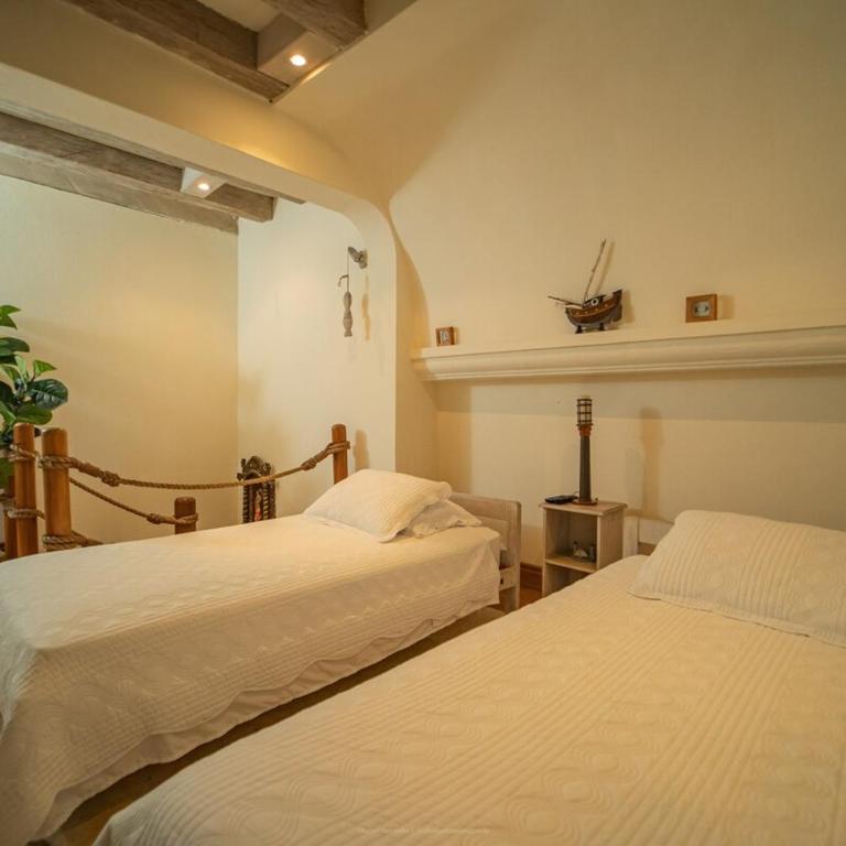 Niña Maria pool House Plaza San Diego, Downtown! - Three-Bedroom House - 34