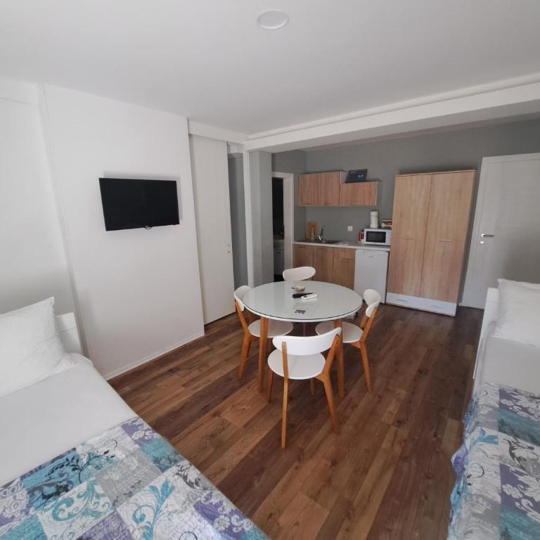 Villa Flower with Free Onsite Parking - Apartment - Ground Floor - 10