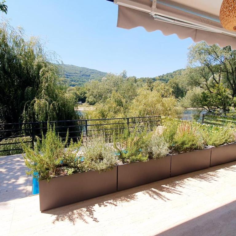 Apartmani Drinske ploce - Apartman s 1 Spavaćom Sobom i Pogledom na Bazen - 15
