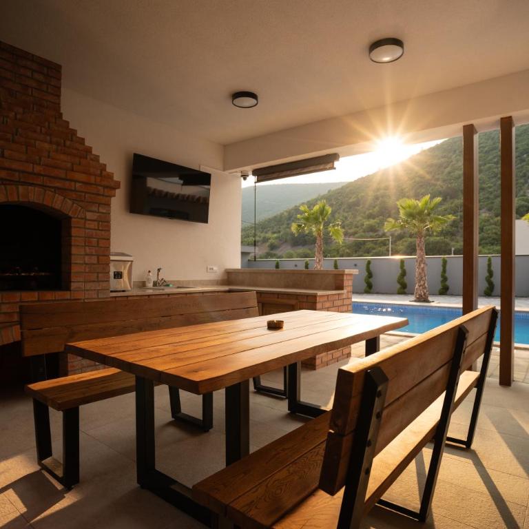 Villa River - Three-Bedroom Villa - 5