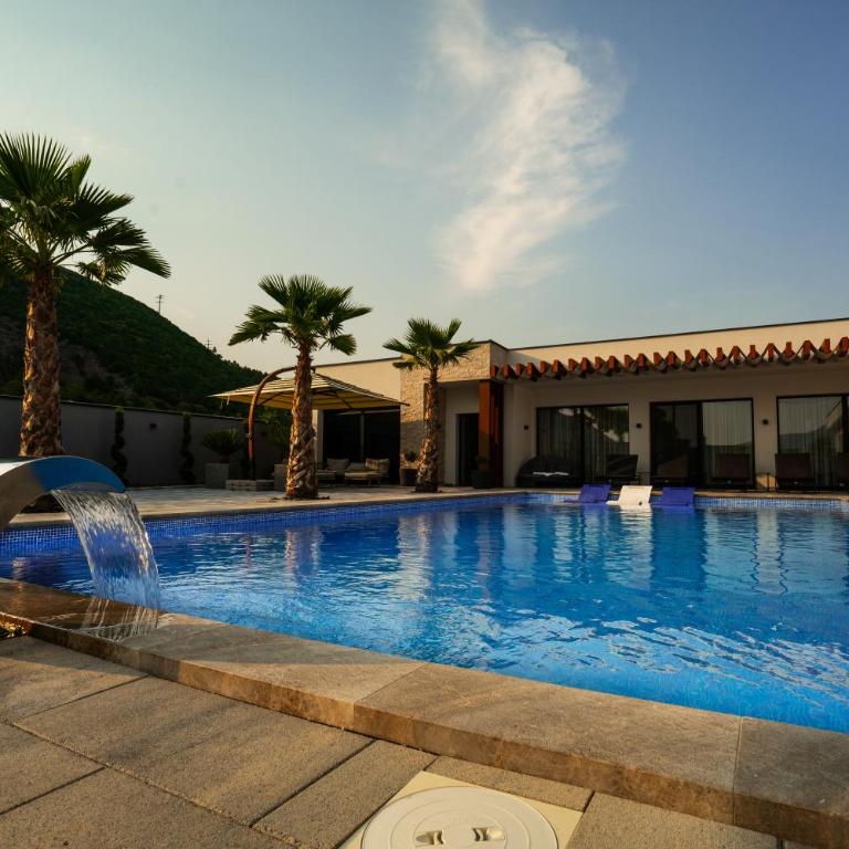 Villa River - Three-Bedroom Villa - 1