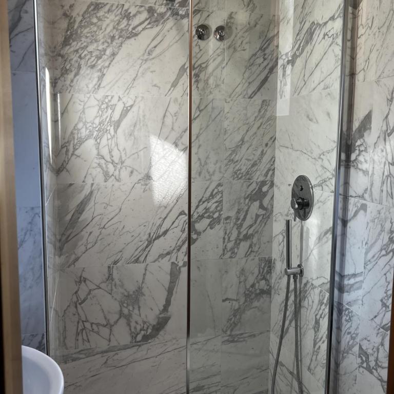 TINTORETTO 4, 3 GRANDI CAMERE DA LETTO, 2 BAGNI - Three-Bedroom Apartment - 31