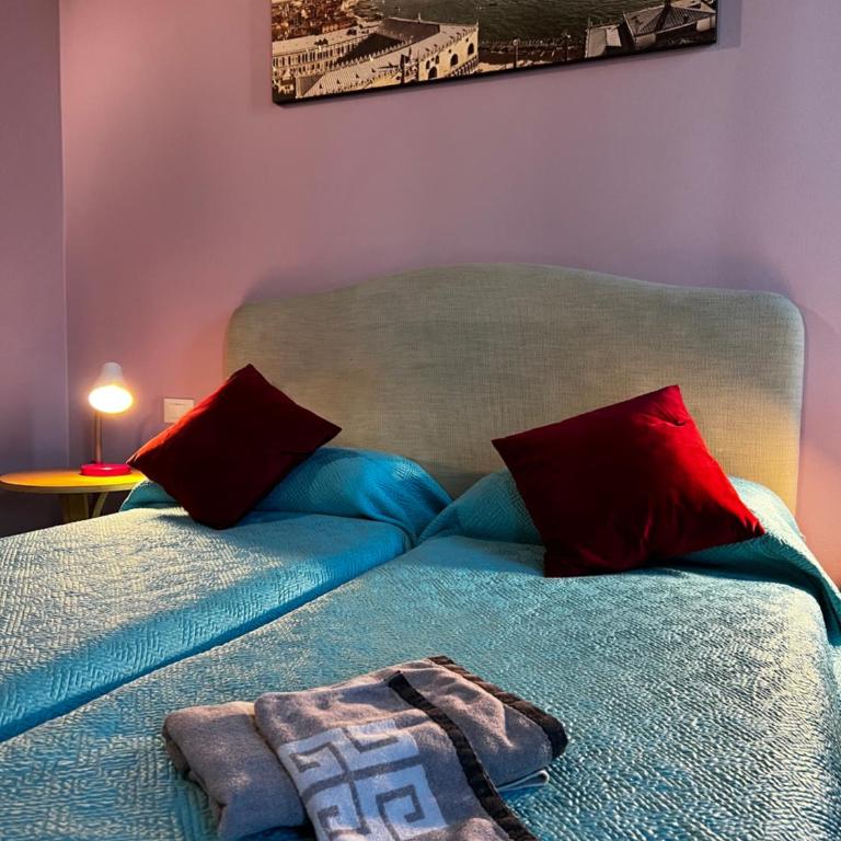 TINTORETTO 4, 3 GRANDI CAMERE DA LETTO, 2 BAGNI - Three-Bedroom Apartment - 17