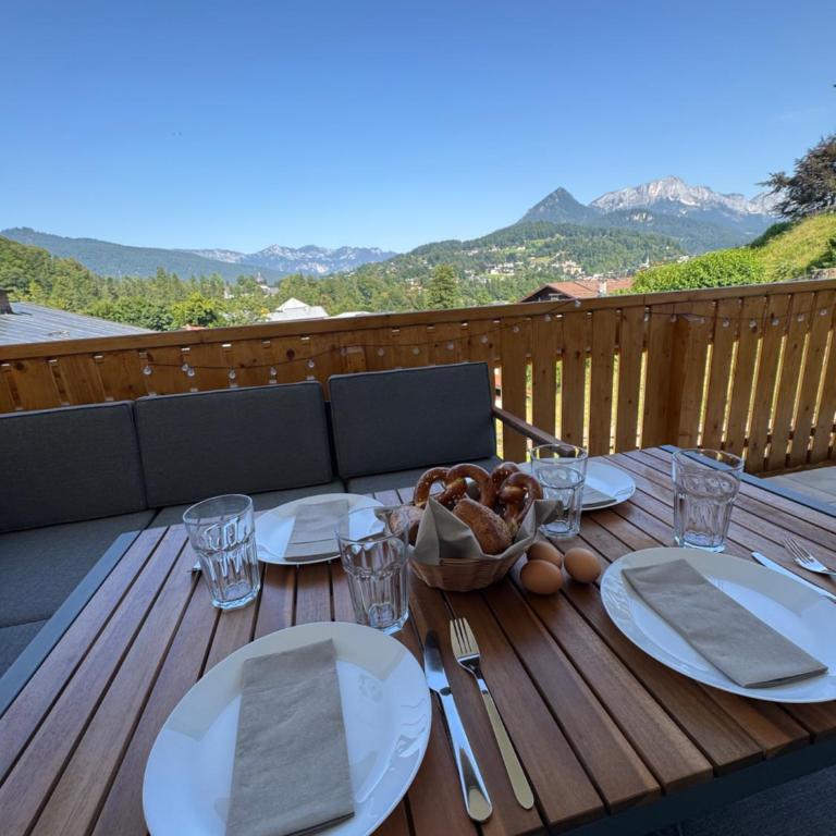 Neubau, Bergpanorama, gute Lage, Tiefgarage - Apartment mit 2 Schlafzimmern - 9