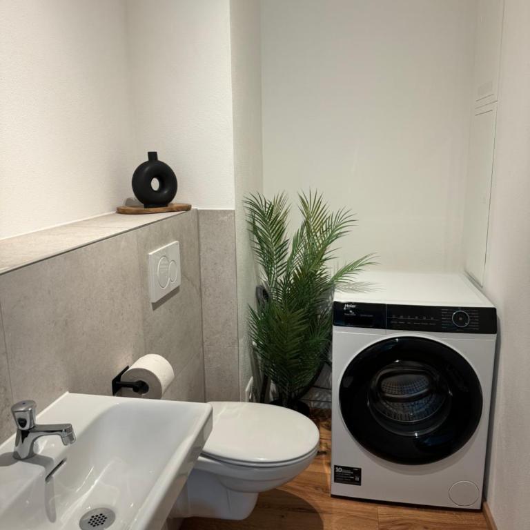 Neubau, Bergpanorama, gute Lage, Tiefgarage - Apartment mit 2 Schlafzimmern - 27