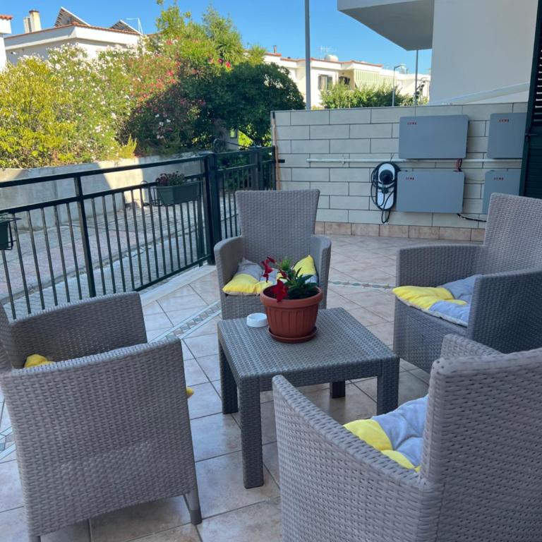 Mary Vi Home - One-Bedroom Apartment - 10