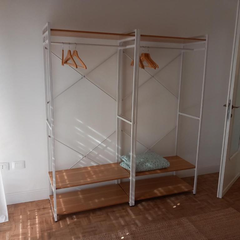 Lorimare - One-Bedroom Apartment - 12