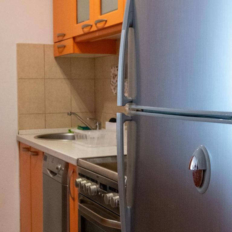Yugo & Slavija - Deluxe One-Bedroom Apartment with City View - 33