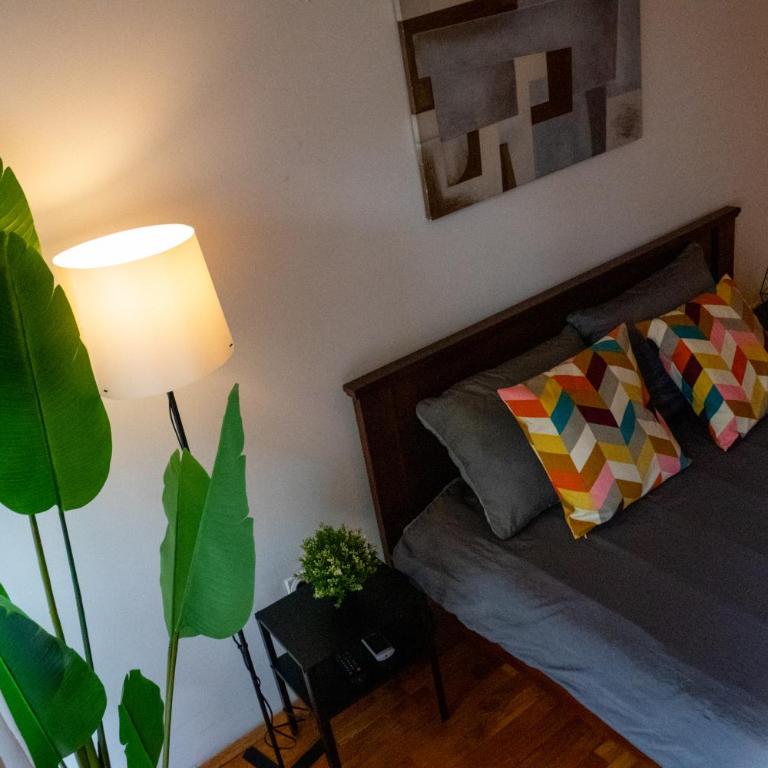 Yugo & Slavija - Deluxe One-Bedroom Apartment with City View - 52