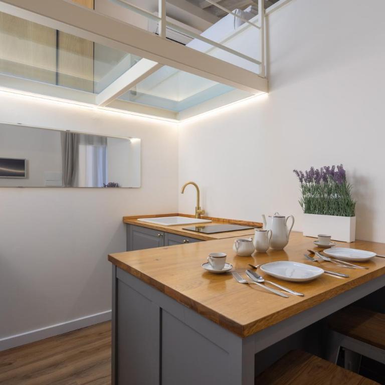 Charming & Spacious Florence Apartment - Appartamento - 33