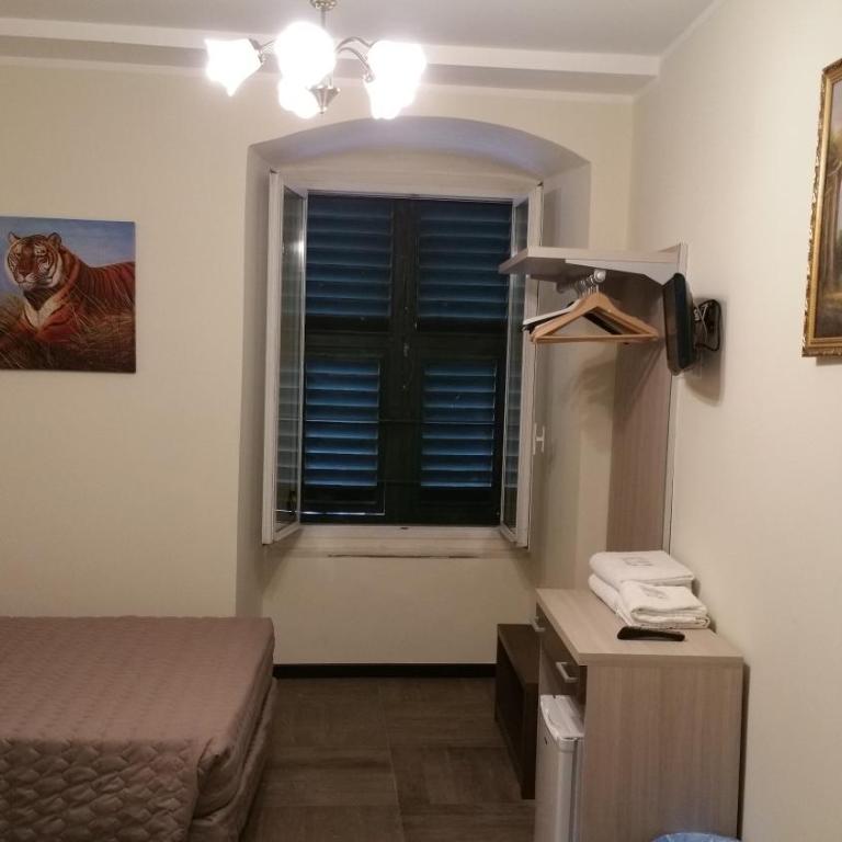 Hotel Tommaseo - Quadruple Room with Kitchenette - 6