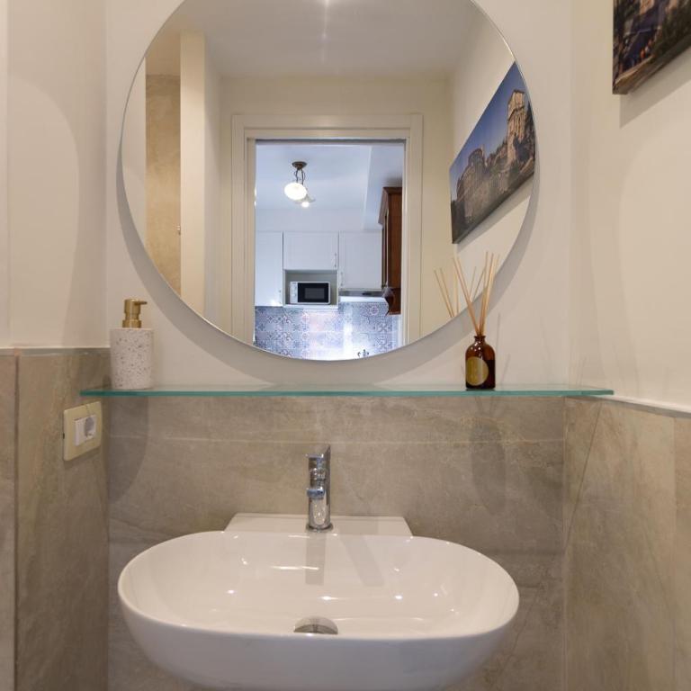 NOH Design Loft with Terrace Colosseum - Appartamento con 1 Camera da Letto e Terrazza - 32