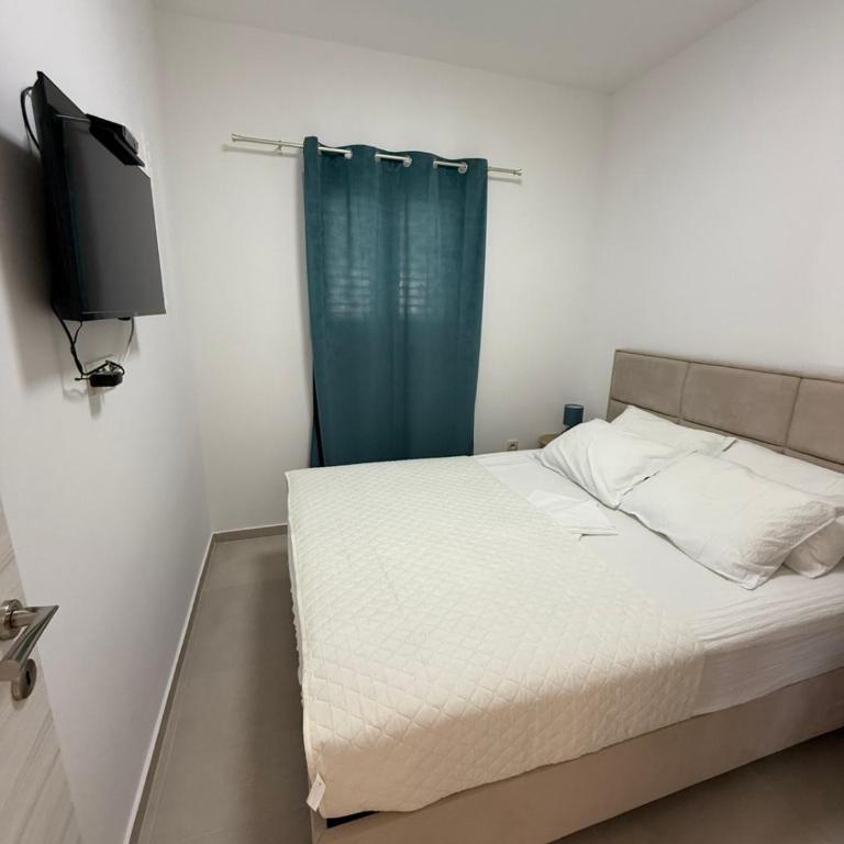 Apartments Kristina Jaz Budva - Family Suite - 2