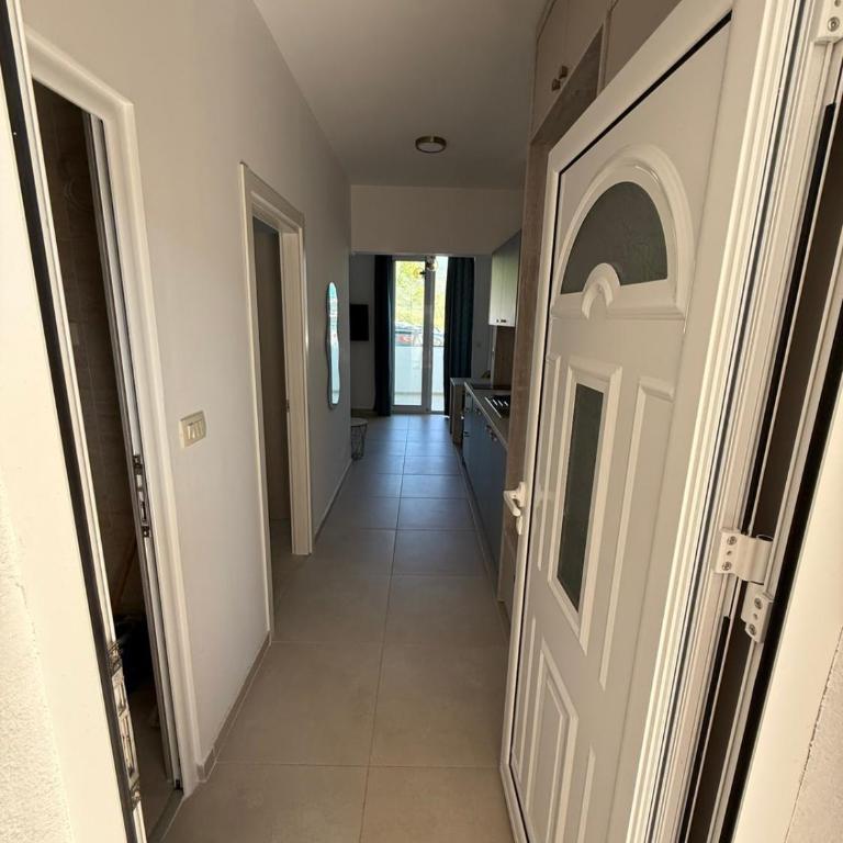 Apartments Kristina Jaz Budva - Family Suite - 4