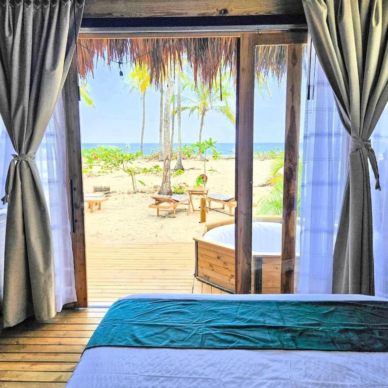 Suite Premium con jacuzzi y playa cerca al Tayrona - Suite con vistas al mar - 1