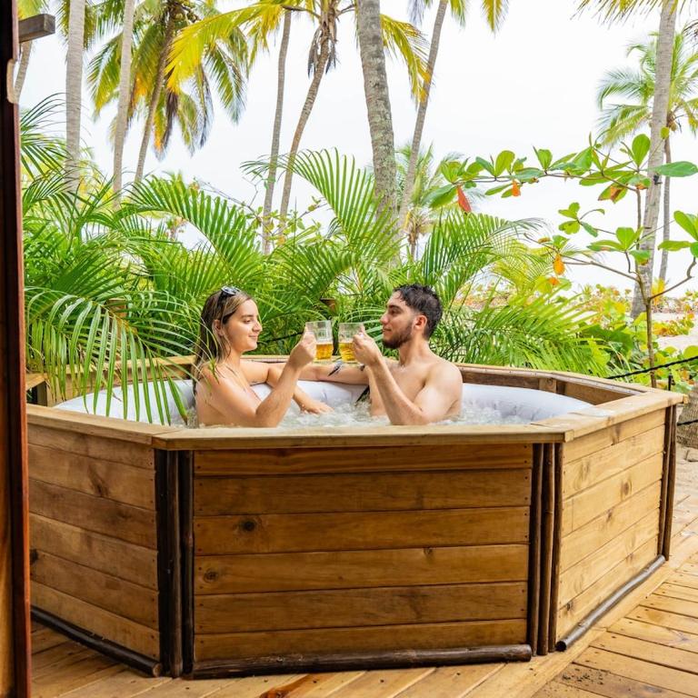 Suite Premium con jacuzzi y playa cerca al Tayrona - Suite con vistas al mar - 35