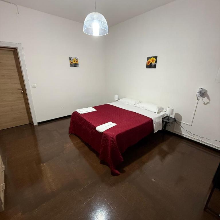 Sc Residence Parma - Camera Matrimoniale Standard con Bagno in Comune - 1
