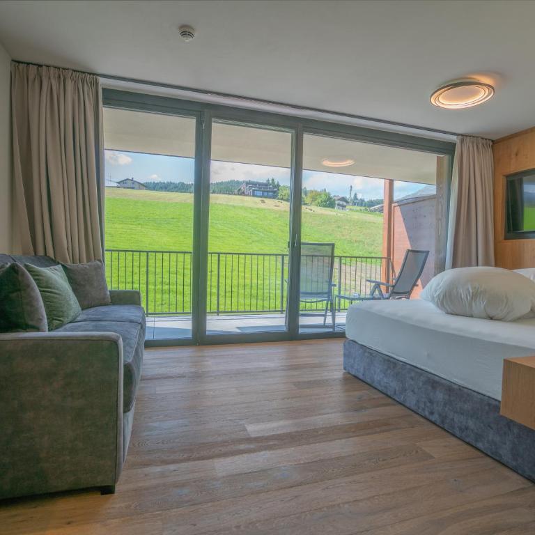 Hotel Purvita - Ski In Ski Out - Infinity Pool - Deluxe Suite - 2