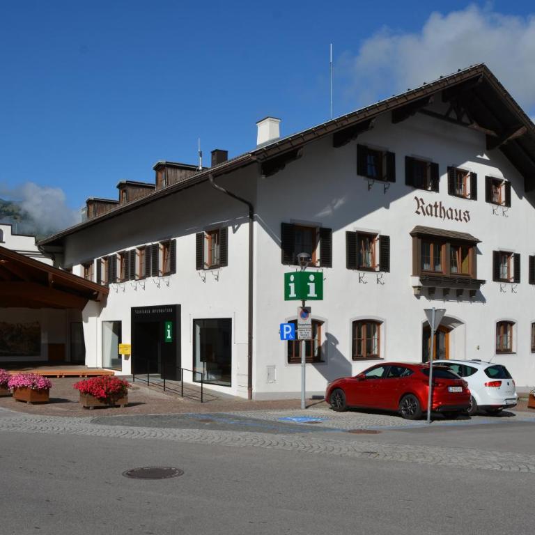 AlpinPark Chalet mit Swimmingpool, Sonnenloggia und Kamin - Großglockner Resort Matrei - Apartment mit 3 Schlafzimmern und Bergblick - 34