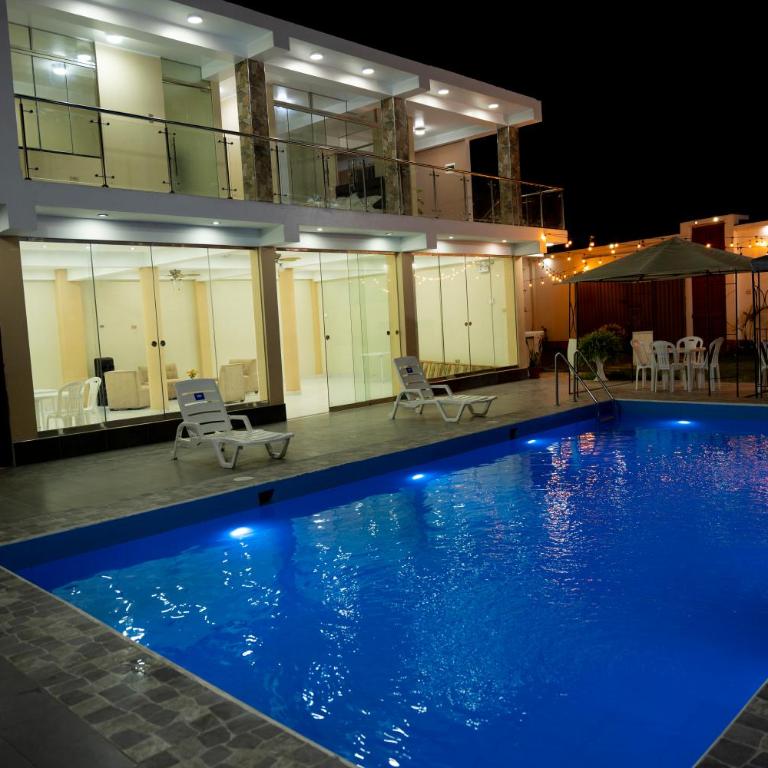 Salon y Recepciones Catalina - Casa - 7