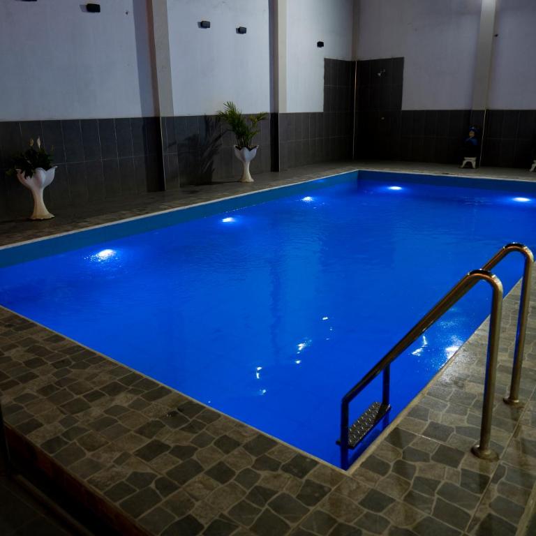 Salon y Recepciones Catalina - Casa - 39