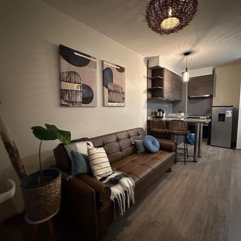 Departamento con excelente ubicación - One-Bedroom Apartment - 2