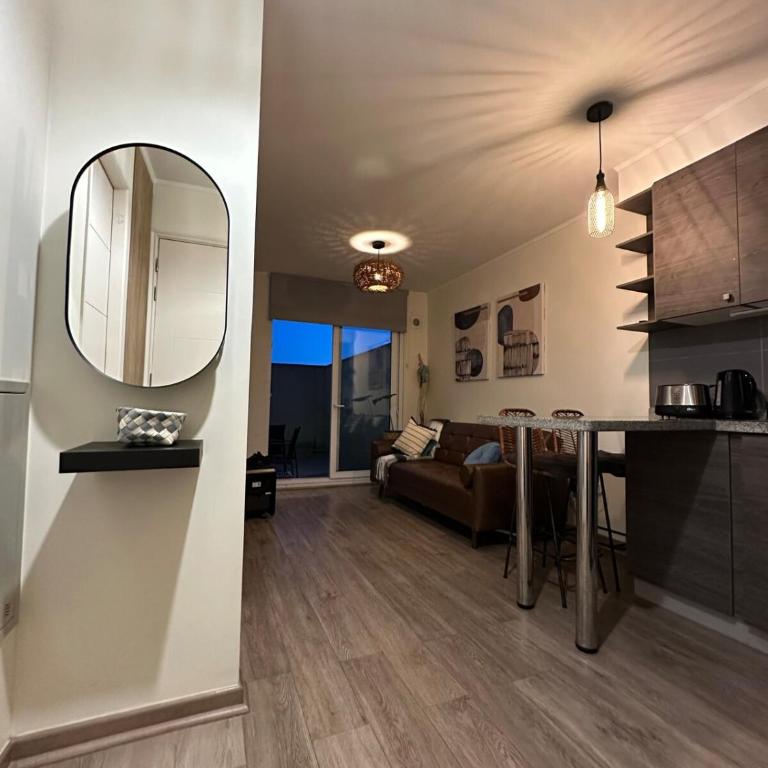 Departamento con excelente ubicación - One-Bedroom Apartment - 1