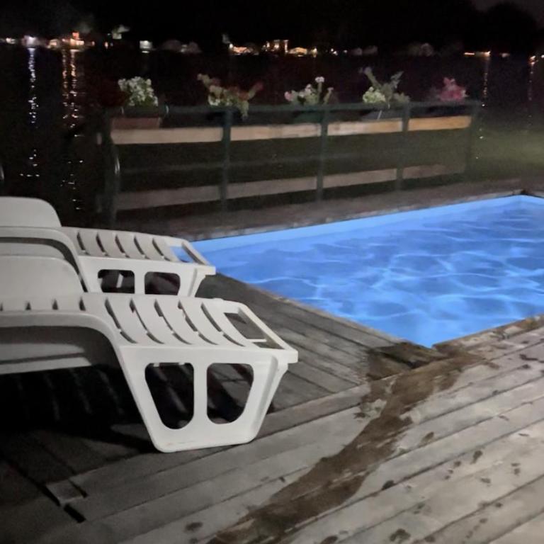 Splav na Savi KALIVARIJA - Vila sa 1 Spavaćom Sobom - 38