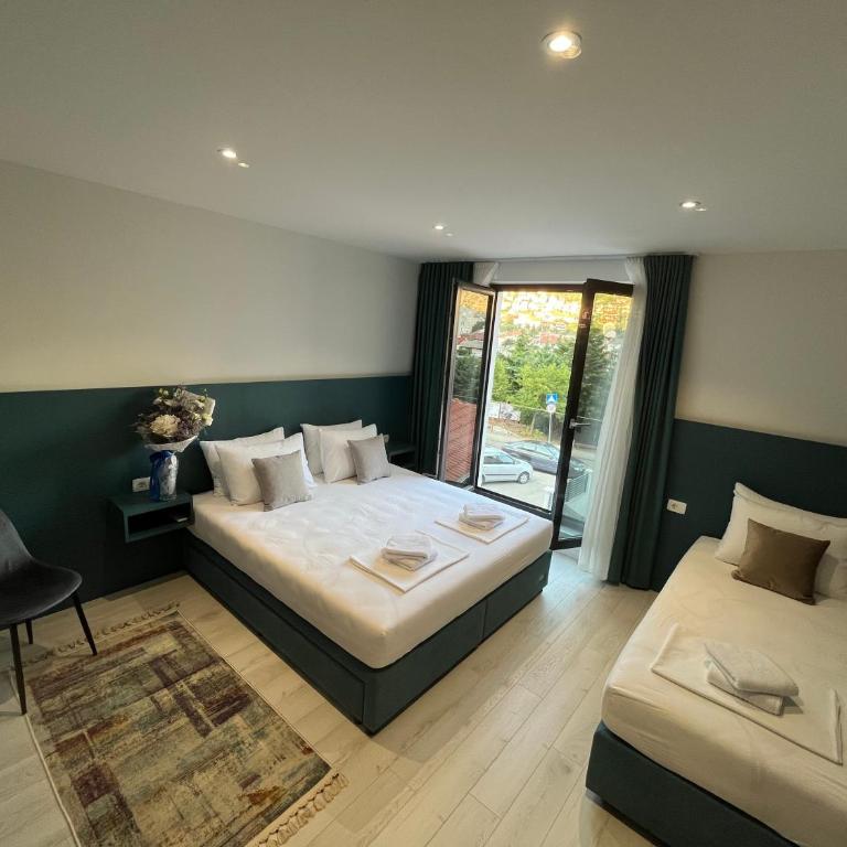 Mediterra Residence - Deluxe King Studio - 6