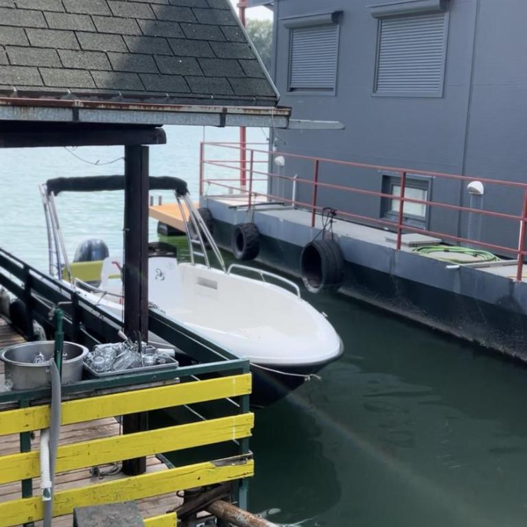 Splav na Savi KALIVARIJA - Vila sa 1 Spavaćom Sobom - 47