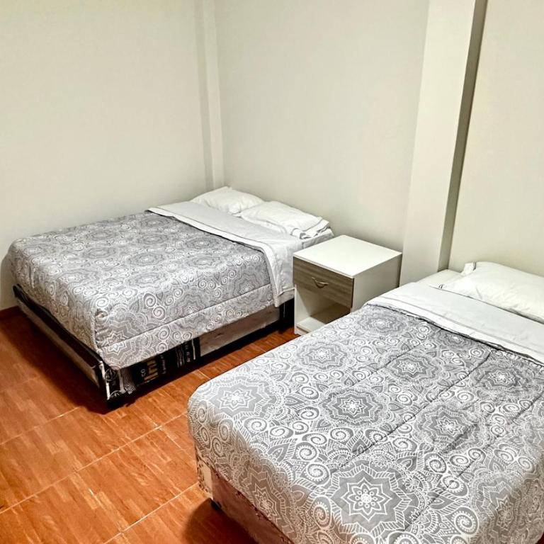 Habitación tranquila a 15 min de Plaza Norte - Twin Room with Bathroom - 22