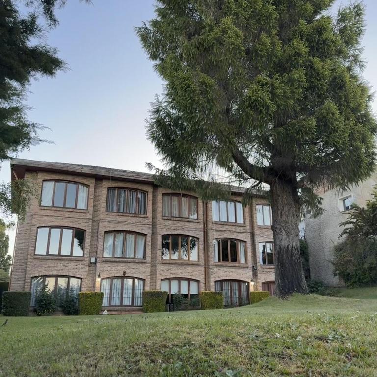 Departamento con vista al lago cerros y parque - Apartamento Loft de 1 dormitorio - 22