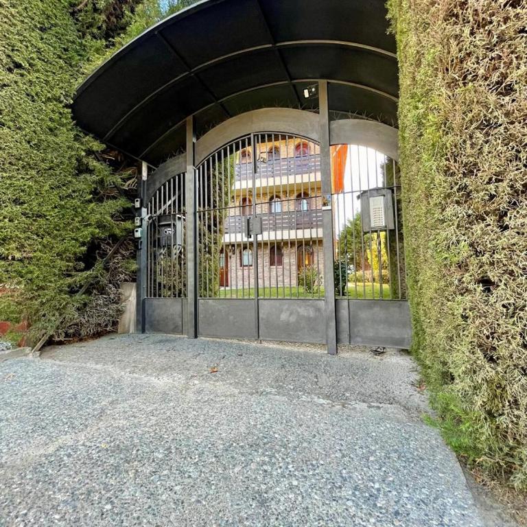 Departamento con vista al lago cerros y parque - Apartamento Loft de 1 dormitorio - 43