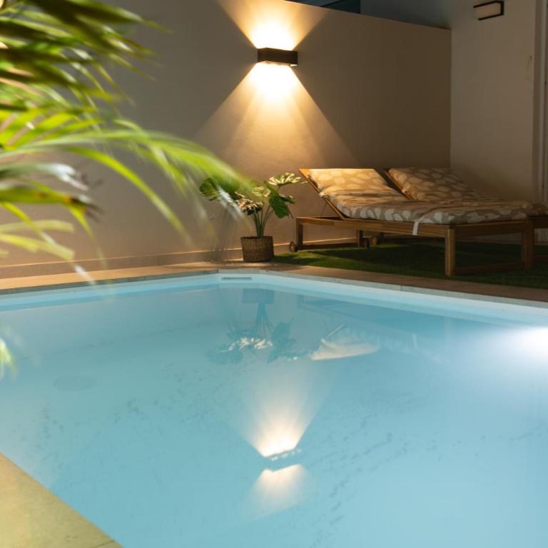 GOZAMENA Villa 168 PRIVATE Heated POOL and JACUZZY - Three-Bedroom Villa - 2