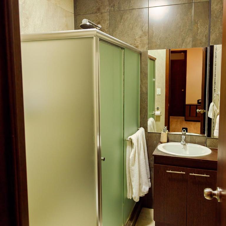 Encantador apartamento en el centro de Cuenca - Two-Bedroom Apartment - 9