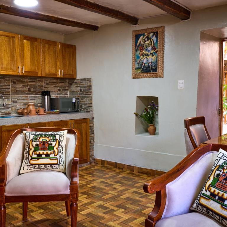 Rumi Wasi Inn Ollantaytambo - Apartment with Mountain View - 5