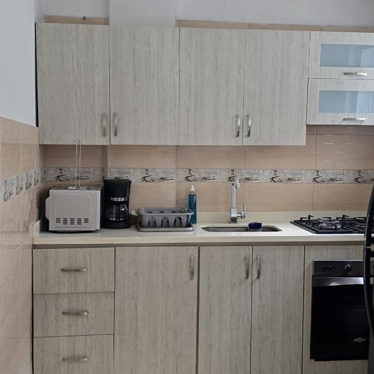 Tequendama Amplio apto Cerca a clínicas - Two-Bedroom Apartment - 17