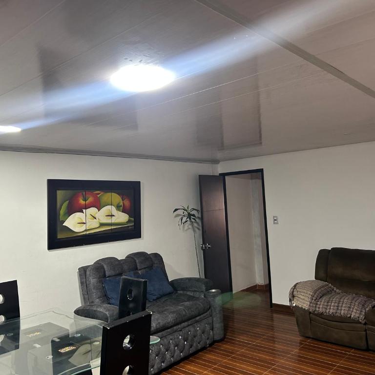 Central y amplio - Apartamento de 2 dormitorios - 12