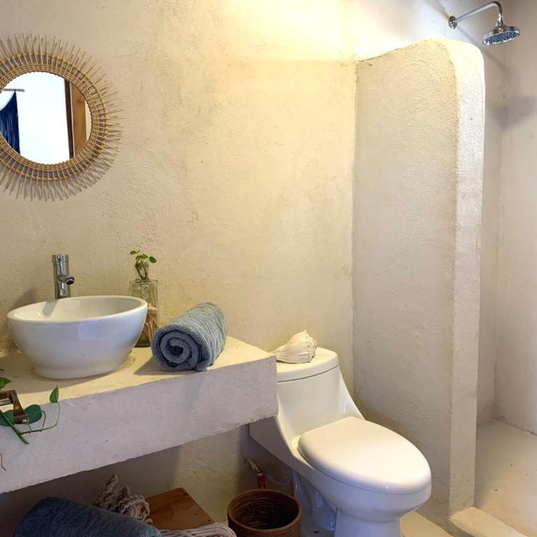 Casa Numa 1BR Suite 2 with Pool & Rooftop Views - Suite con cama grande - 5