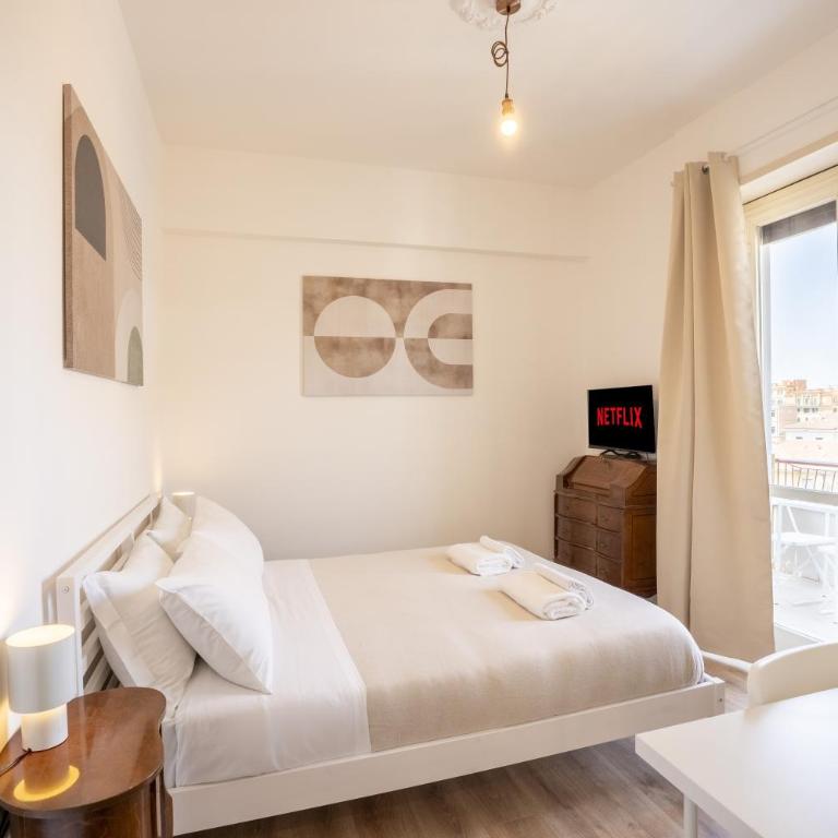 Guest House Rome - Pigneto - Camera Matrimoniale con Balcone - 1