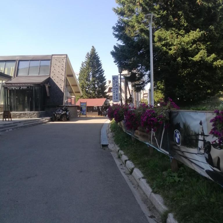 HUSKY Milmari - Apartman sa 1 Spavaćom Sobom - 3
