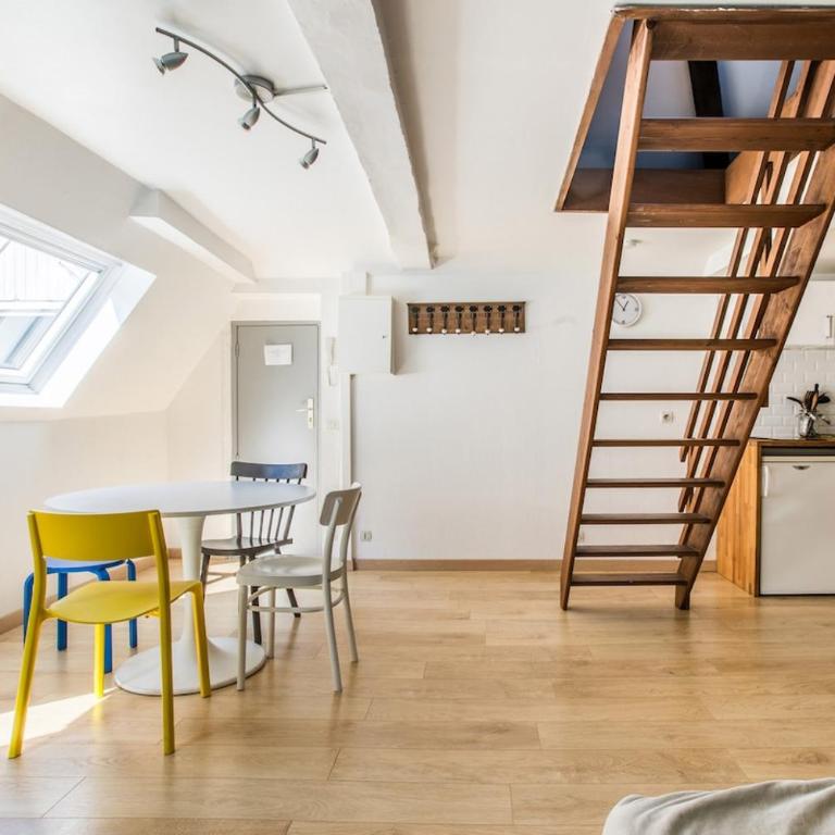 Duplex 47 m2 au coeur du Vieux-Lille - One-Bedroom Apartment - 8