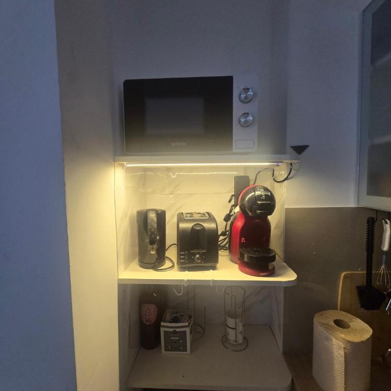 Apartman 44 Bečići - Two-Bedroom Apartment - 6