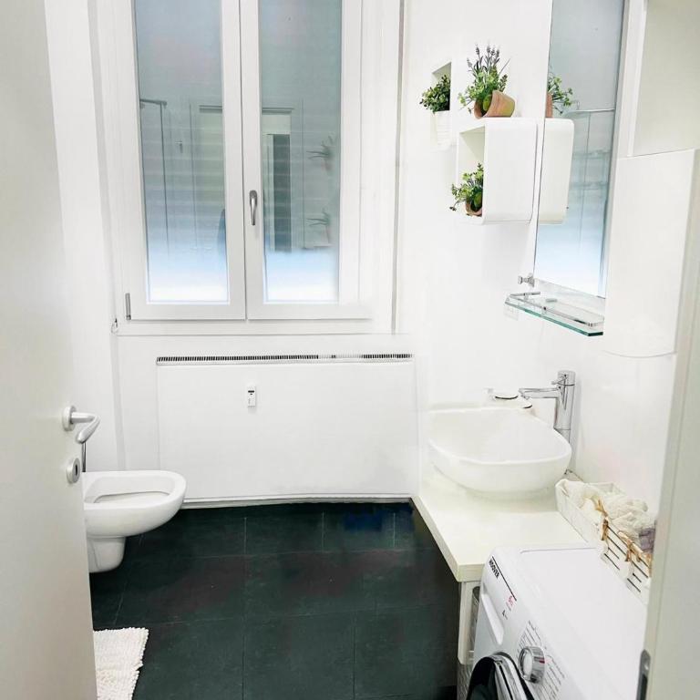 Alisia Lake house - Two-Bedroom Apartment - 7