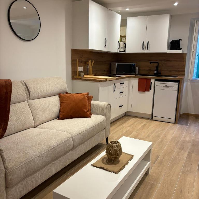 Charmant T2 refait à neuf en plein cœur de Fréjus - Apartment mit 1 Schlafzimmer - 16