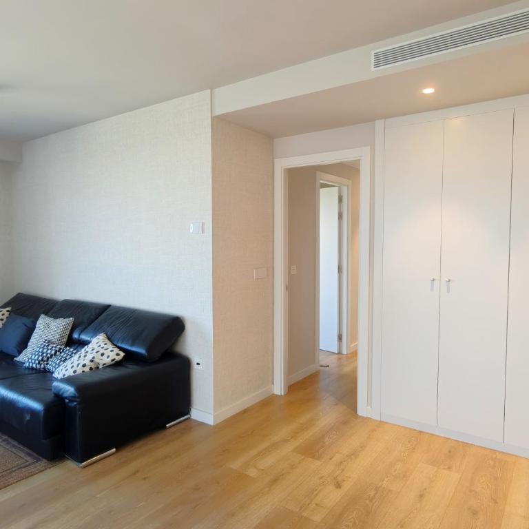 El Ático de Cosuenda by Alogest - Three-Bedroom Apartment with View - 10